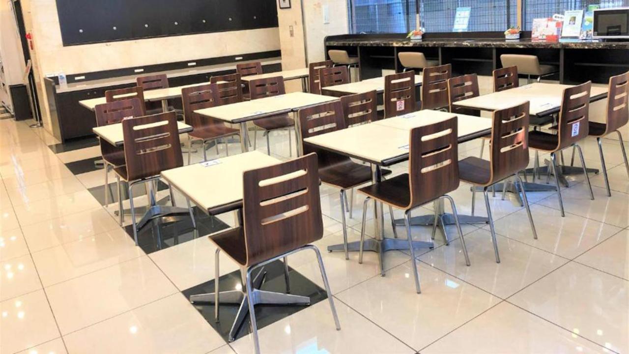 Toyoko Inn Tokyo Shinjuku Gyoemmae Eki 3 Ban Deguchi Extérieur photo